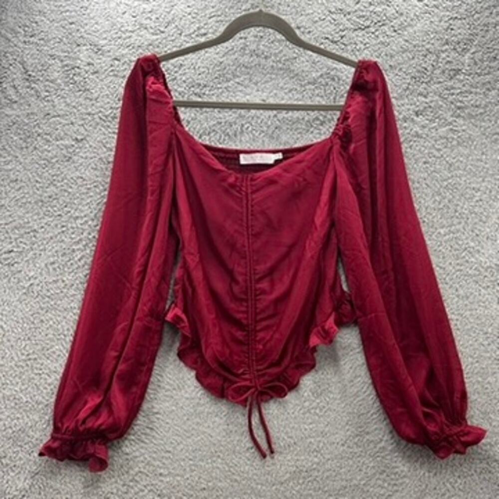 ASTR The‎ Label Medium Burgundy Crop Fitted Long Sleeve Top Back Smocking Party